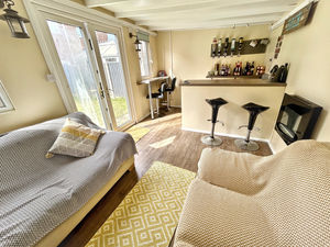 Photo 14- click for photo gallery